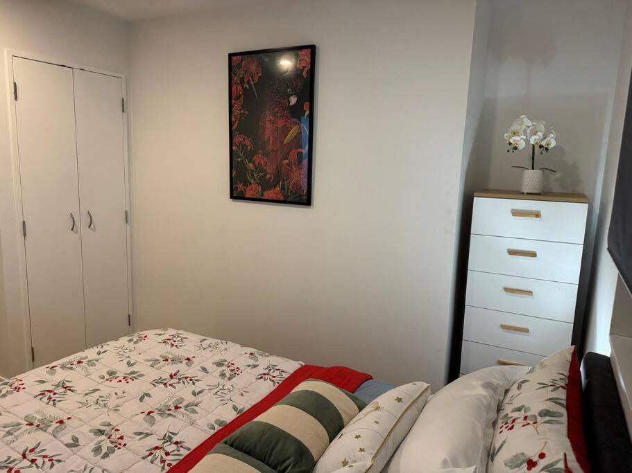 Stunning 3 Bd - 2 Bth City Apt - Pool & Carpark أوكلاند المظهر الخارجي الصورة