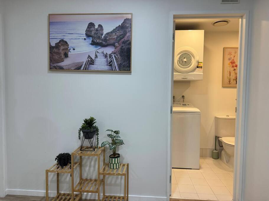 Stunning 3 Bd - 2 Bth City Apt - Pool & Carpark أوكلاند المظهر الخارجي الصورة
