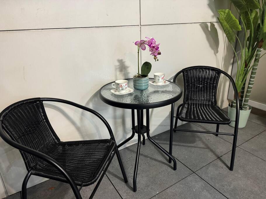 Stunning 3 Bd - 2 Bth City Apt - Pool & Carpark أوكلاند المظهر الخارجي الصورة